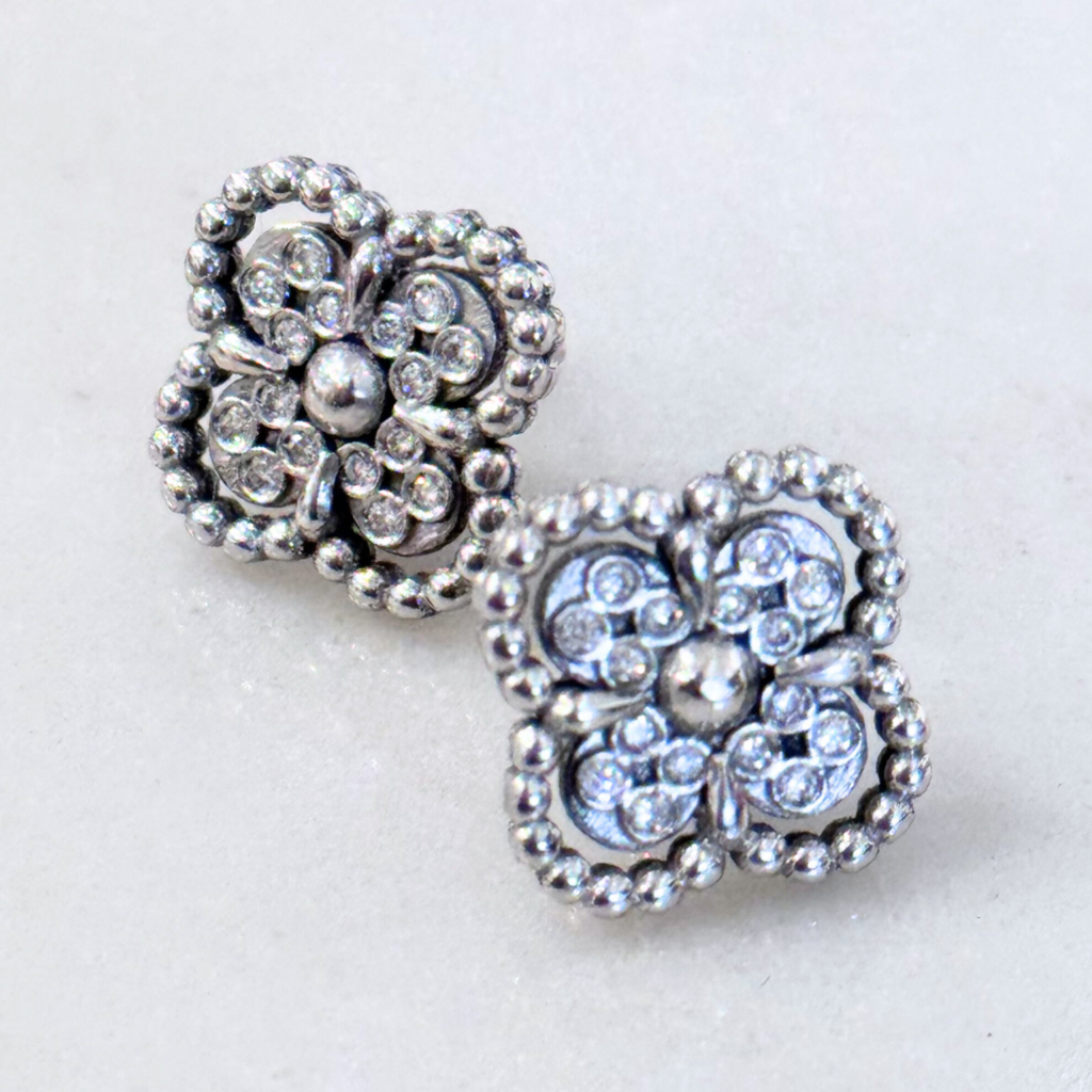Van Cleef Clover Style Earrings