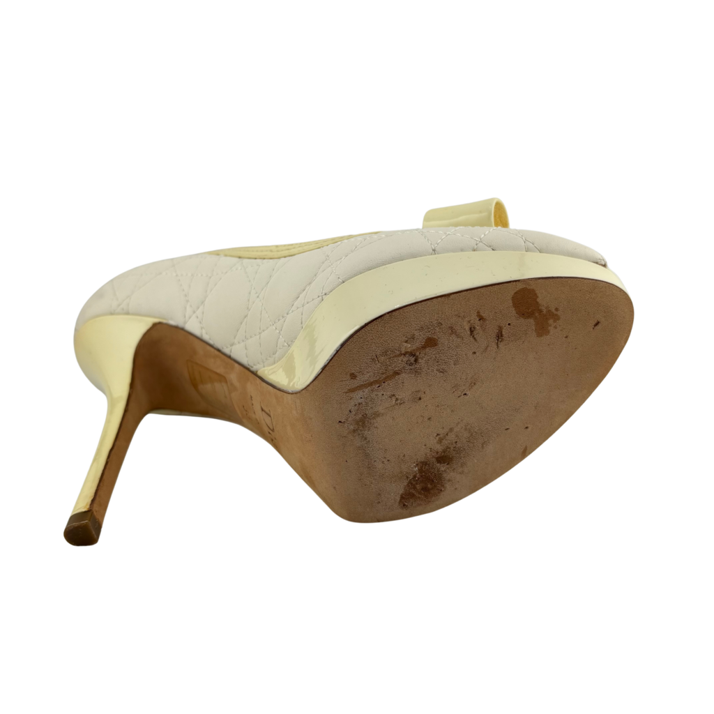 Christian Dior White & Yellow Quilted Bow Peep Toe Cannage Pump, 38