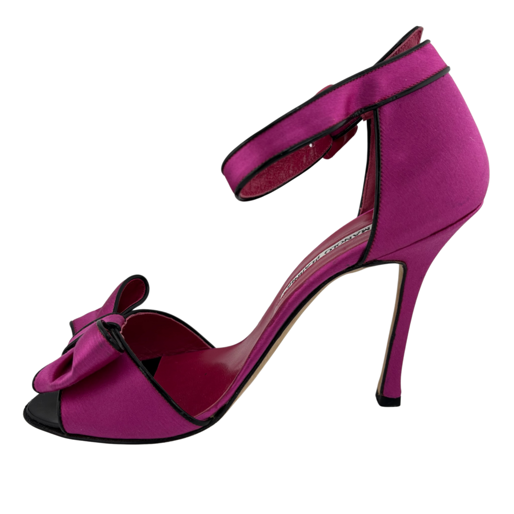 Manolo Blahnik Pink Satin Bow Heel, 39