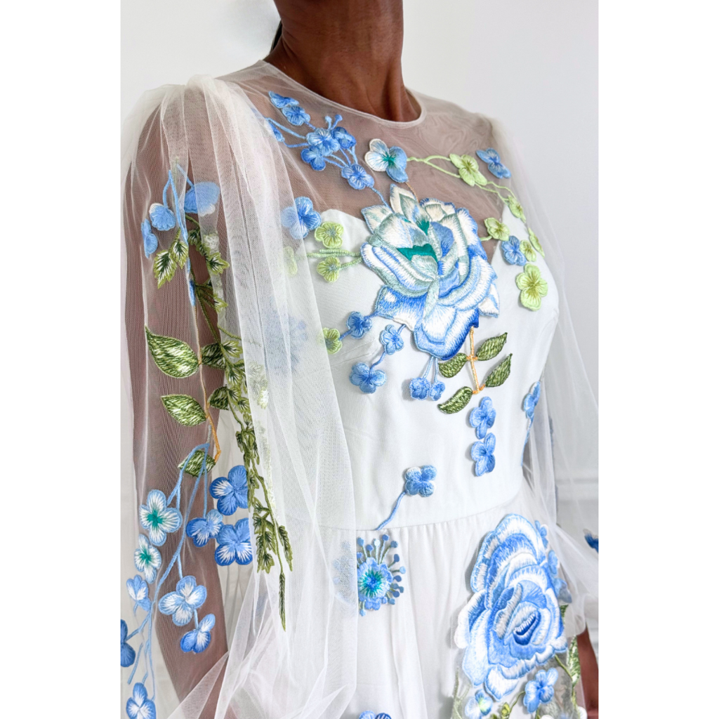 Monique Lhuillier Blue Floral Mesh Long Sleeve Gown, 4 (AS IS)