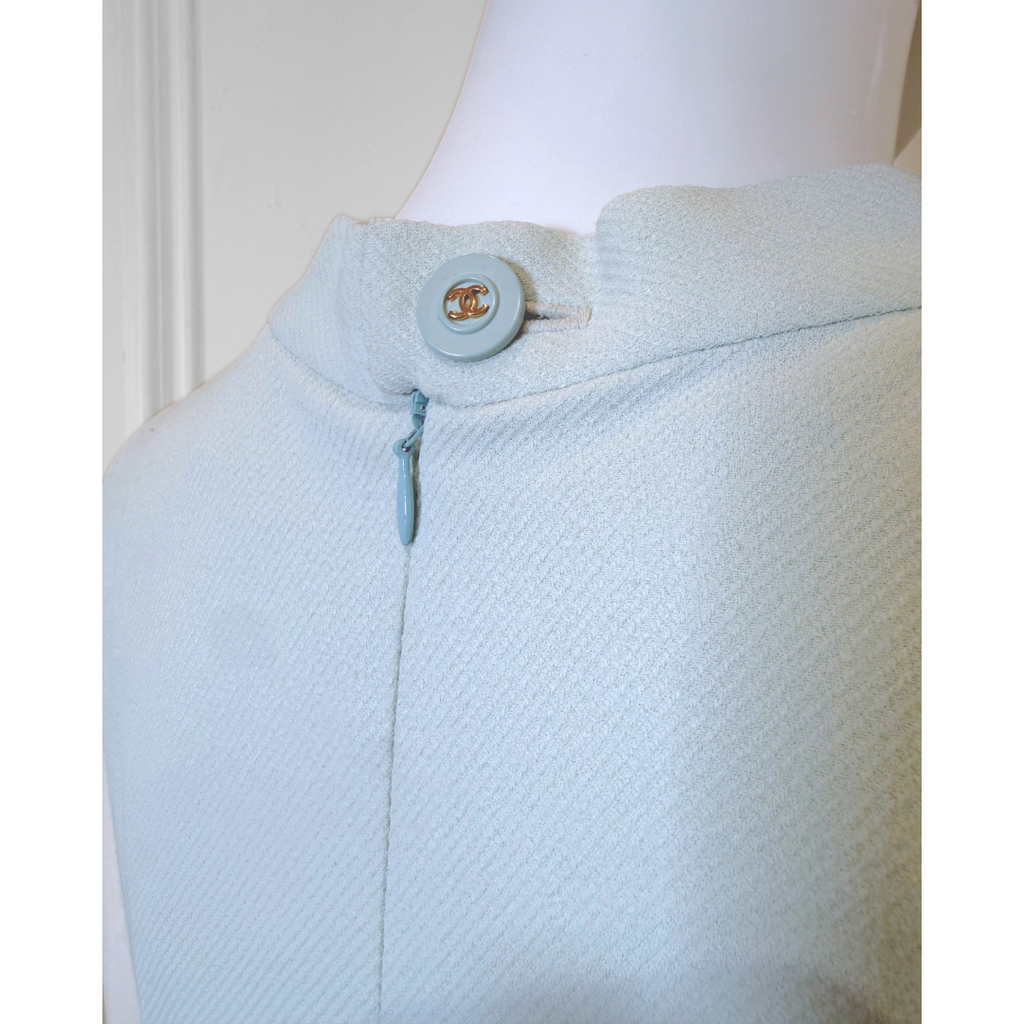 1980-90 LT. BLUE V-NECK SHIFT DRESS
