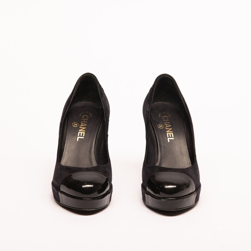 Chanel Navy Suede Leather Cap Toe Pump
