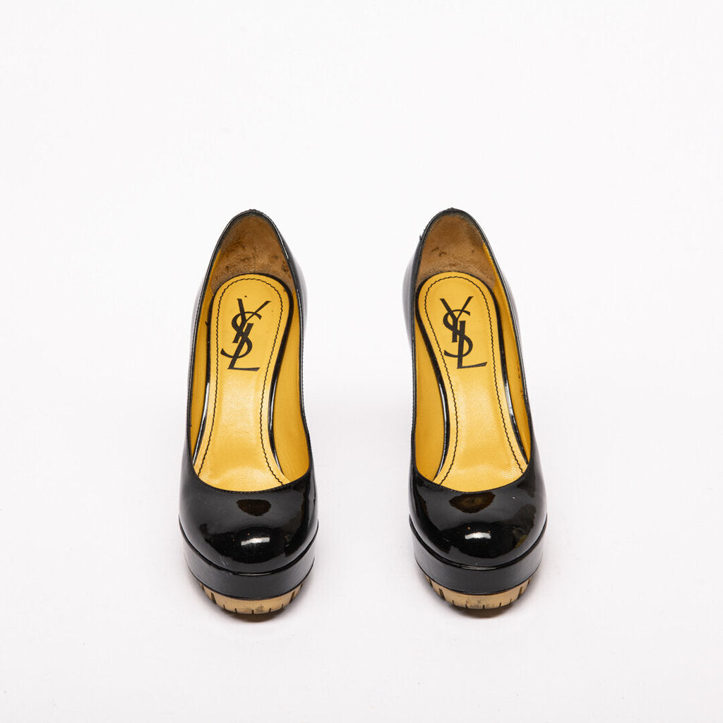 Yves Saint Laurent Black Patent Leather Round Toe Pump