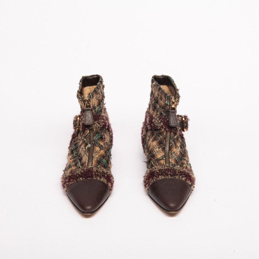 Chanel Brown Tweed Kitten Heel