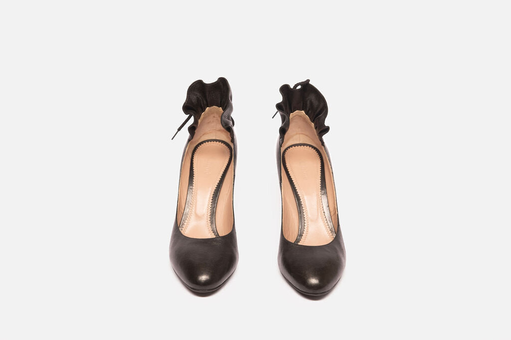 Chloe Black Leather Ruffle Heels