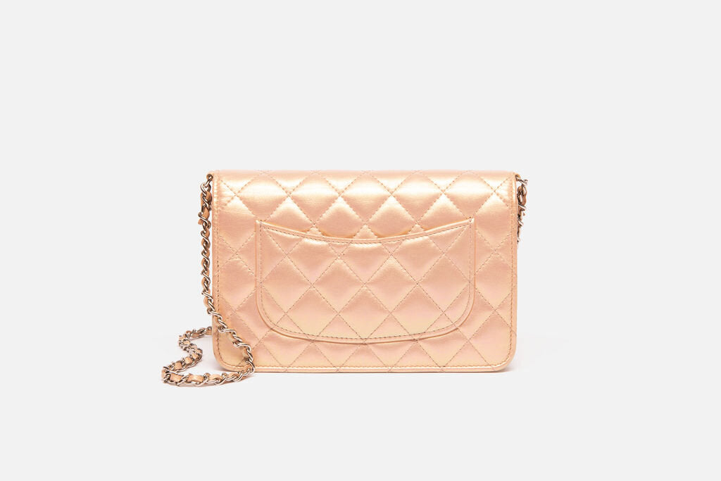 Chanel 21K Iridescent Pink Leather WOC