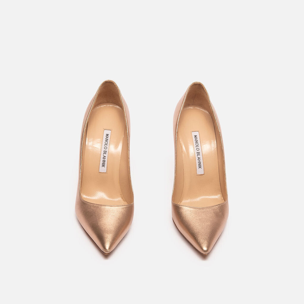 Manolo Blahnik Rose Metallic Pumps