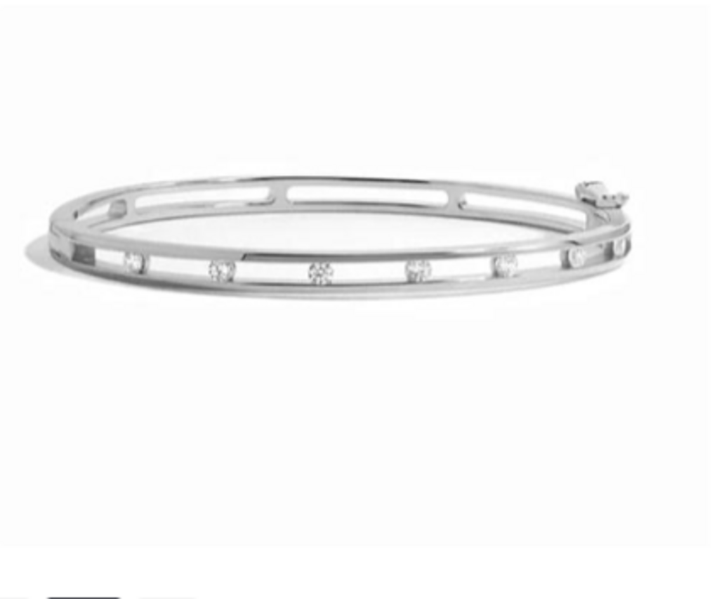 DIAMOND BEZEL-SET BANGLEn WG 7'