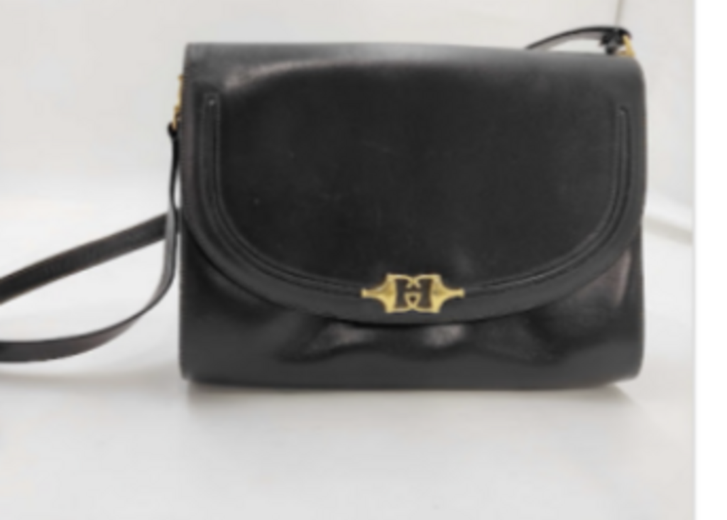 Vintage Black Leather Turnlock Shoulder Bag