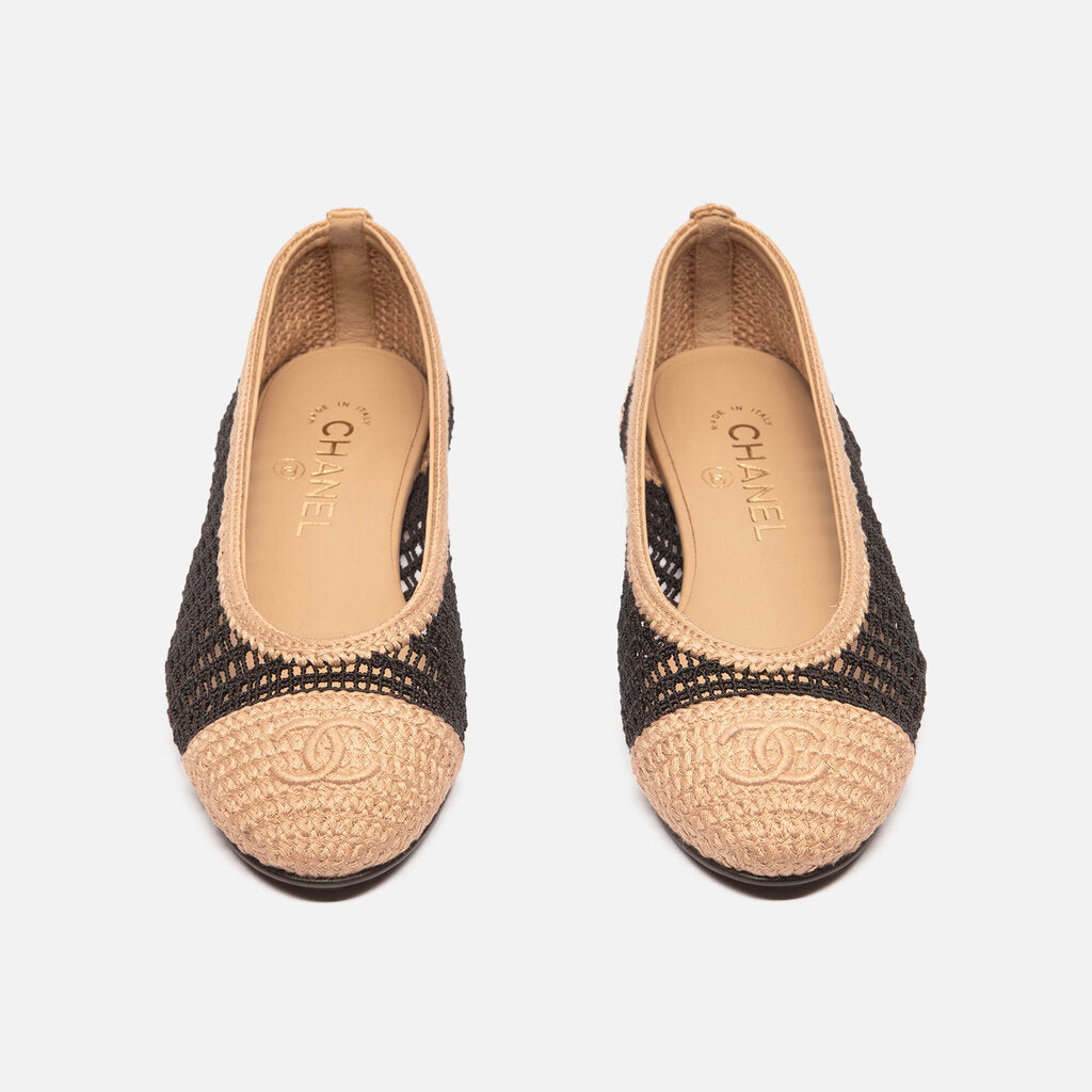 Chanel Beige/Black Raffia Ballet Flat