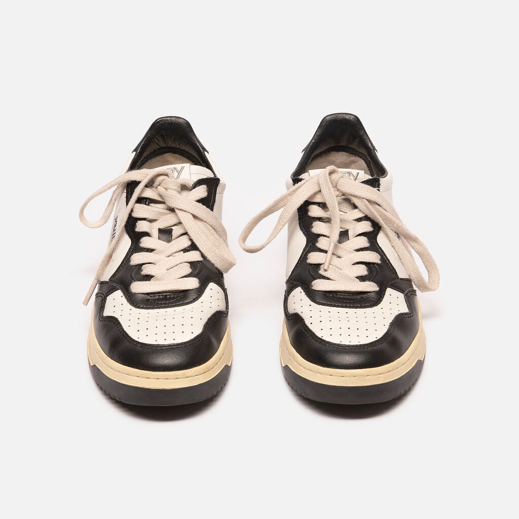 Autry Black & White Leather Sneaker