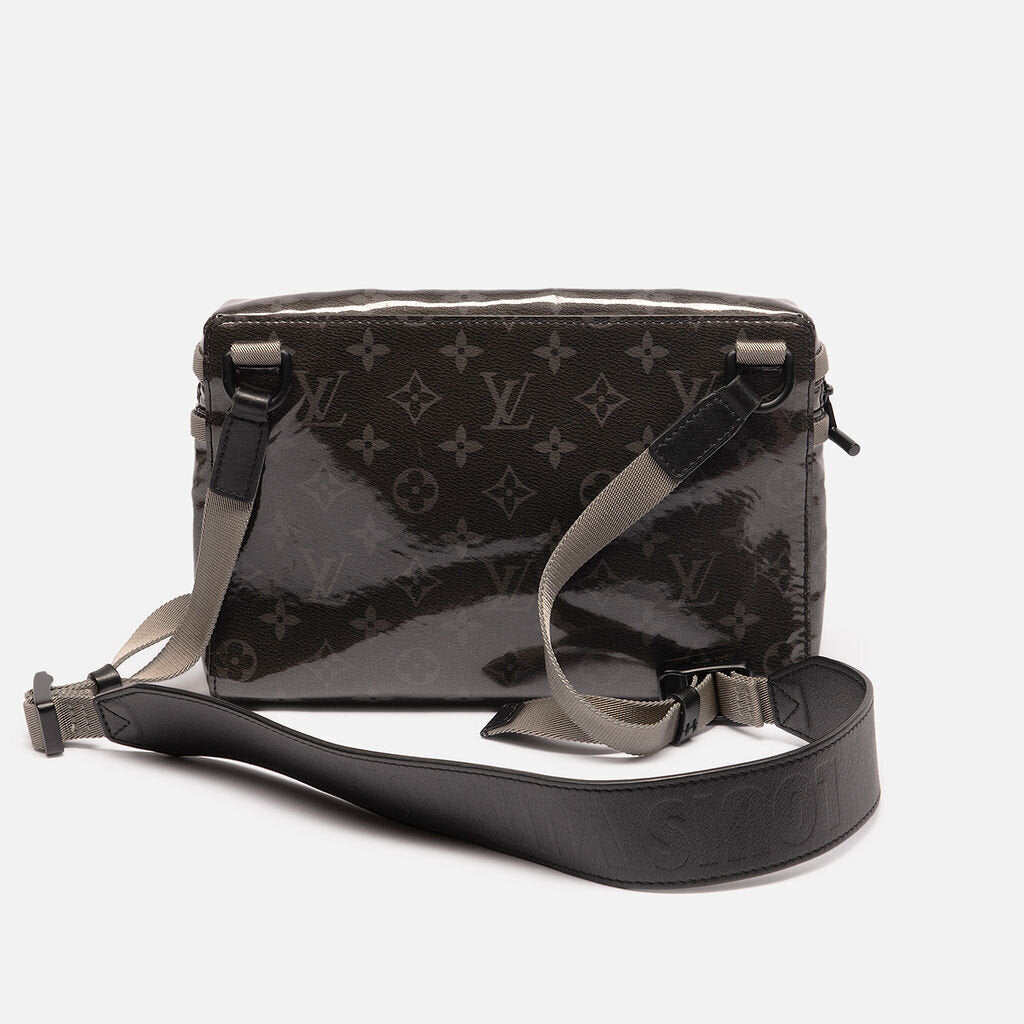 Louis Vuitton Monogram Eclipse Glaze Canvas Bag