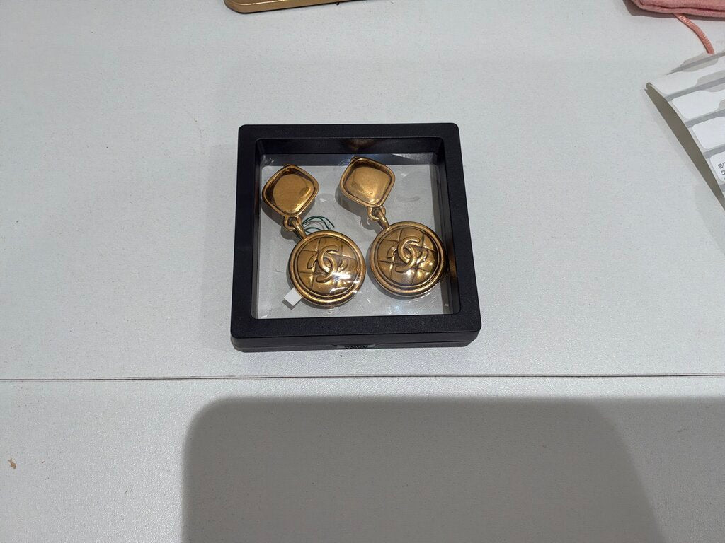 Quilted Matelasse Drop Earrings