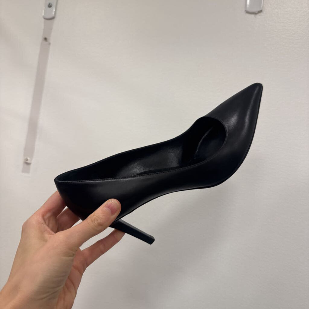 Black Leather Pumps