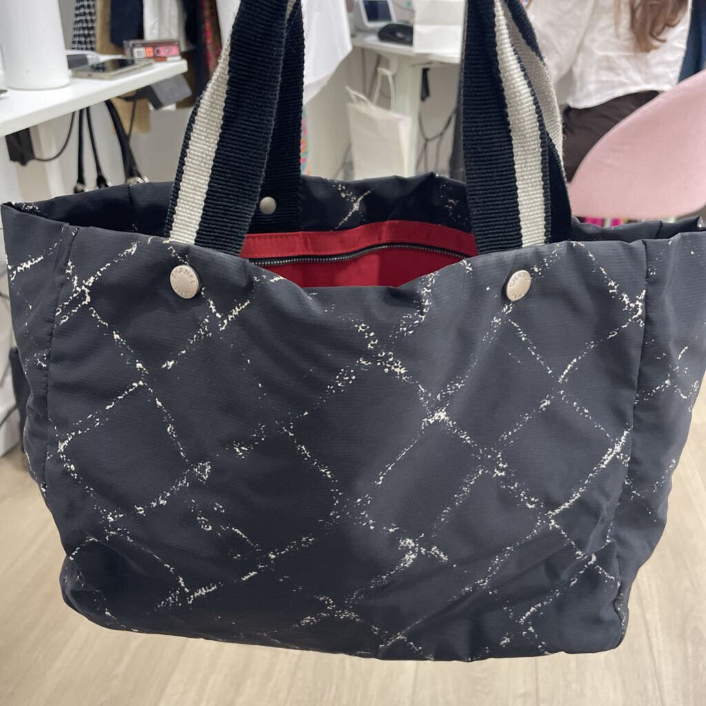 Black & White Nylon Tote