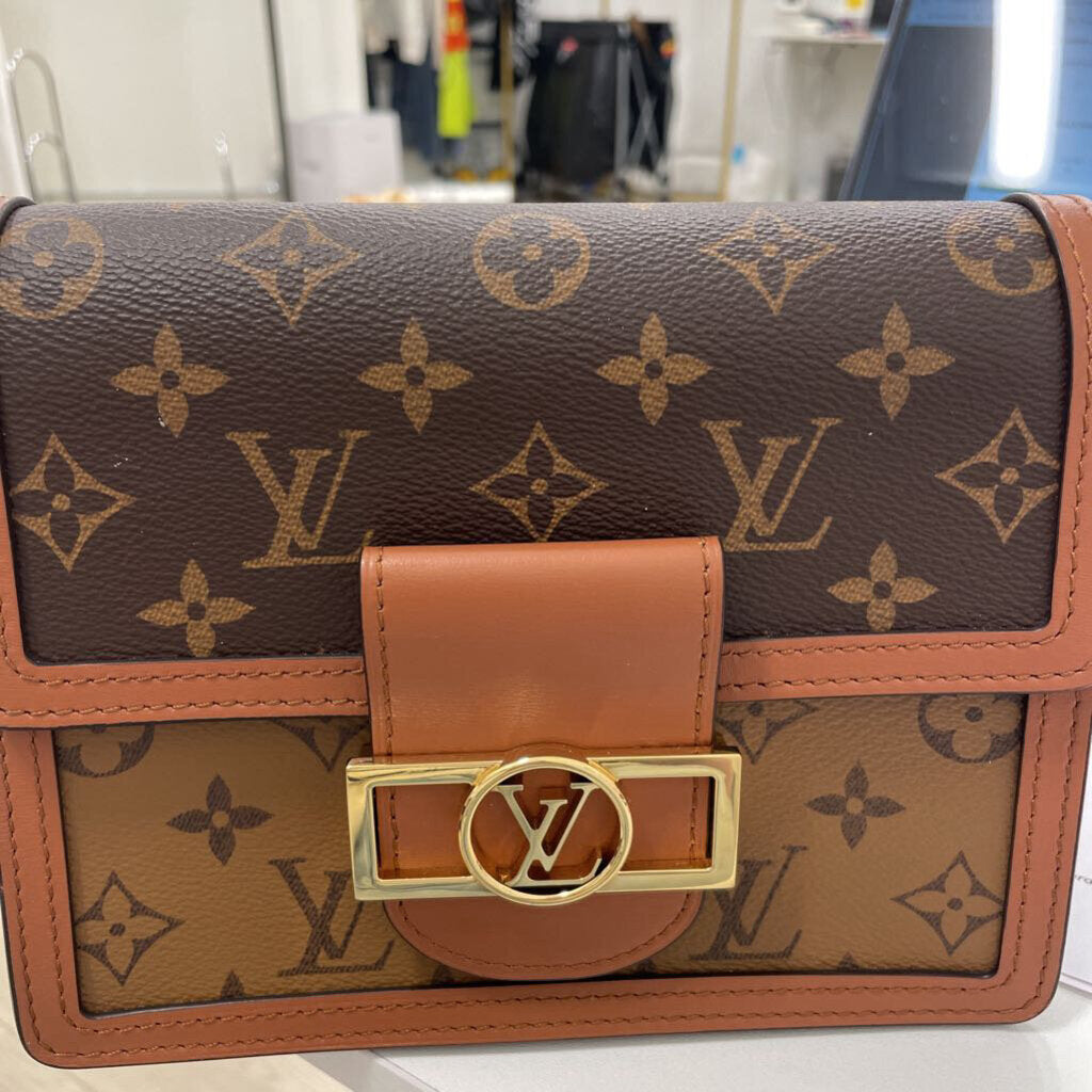 Dauphine Monogram/Reverse Mono Mini Bag(est 4000)