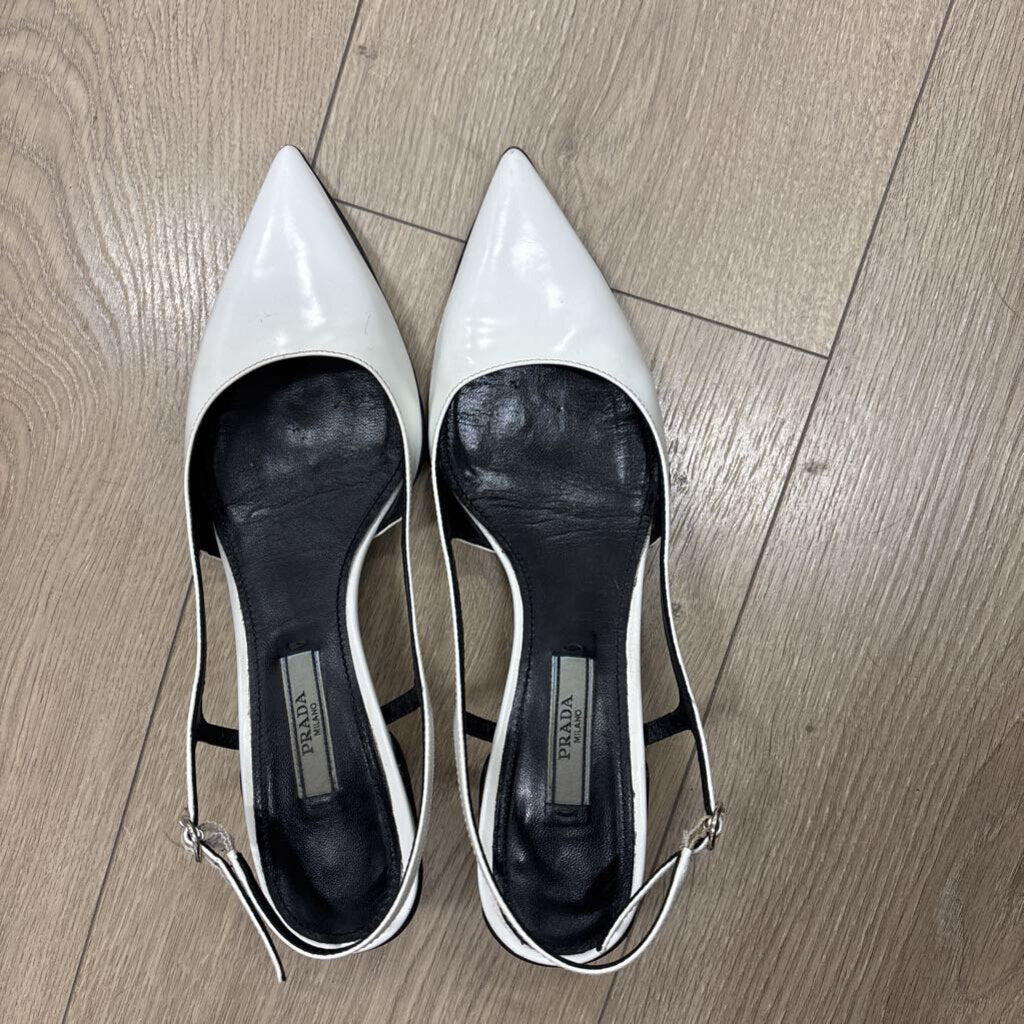 White Leather Slingback Pump (AS IS chipping at heel)