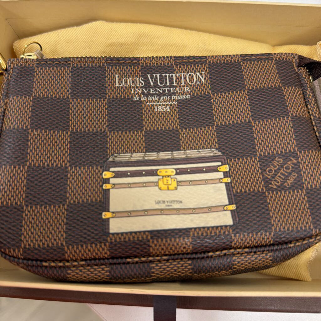 Brown Damier Trunk Print Mini Pochette