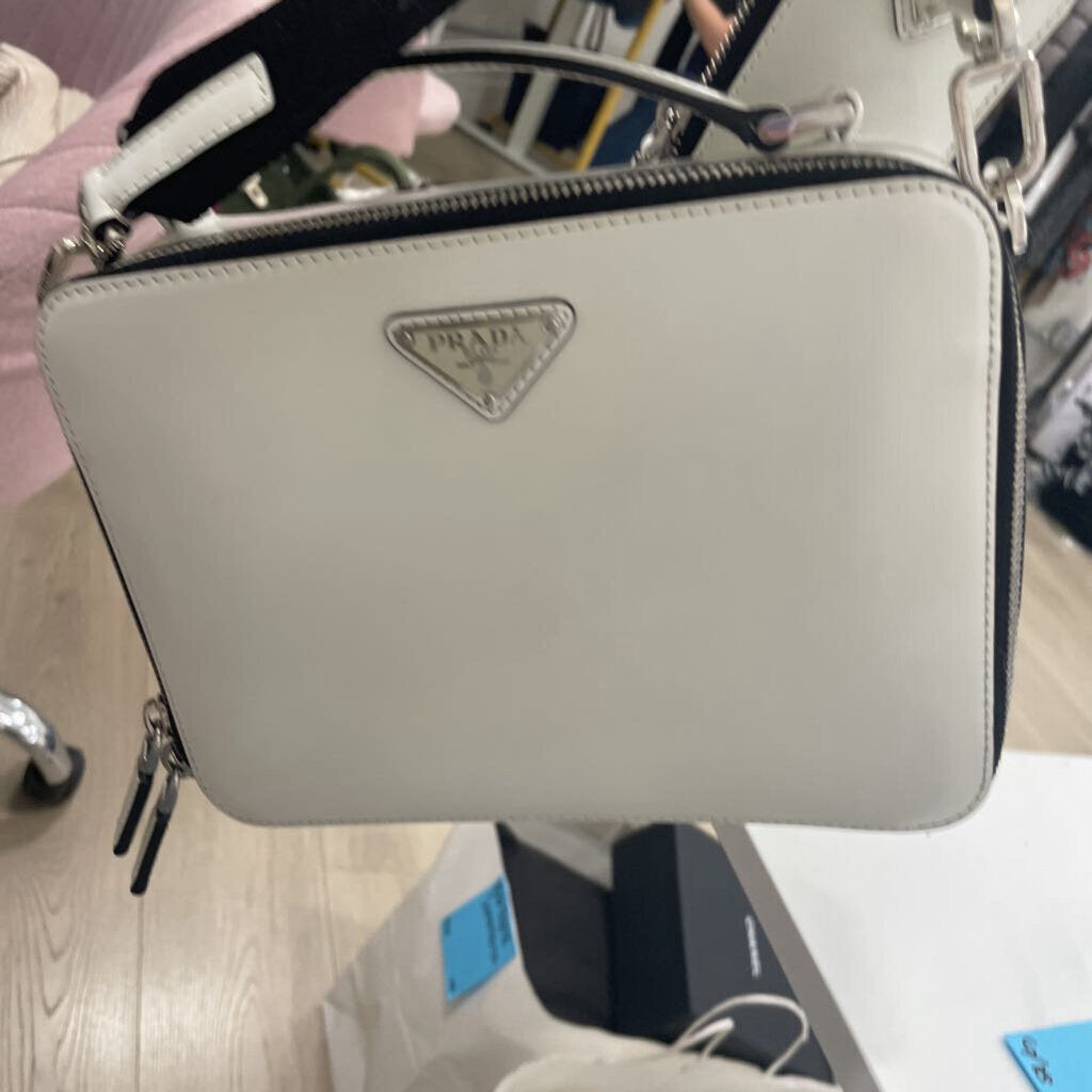 White Saffiano Brique Bag (3350)