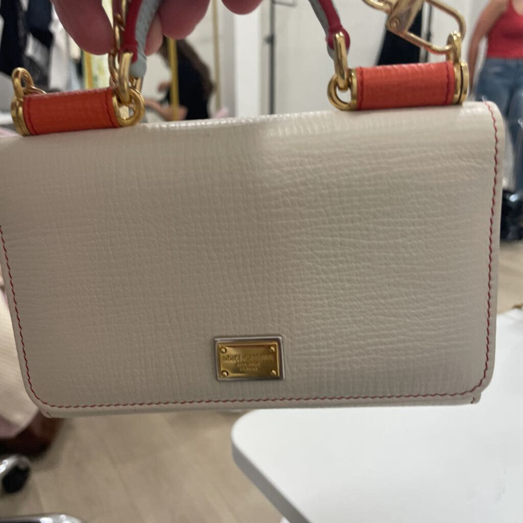 Miss Sicily Wallet(est 1200)
