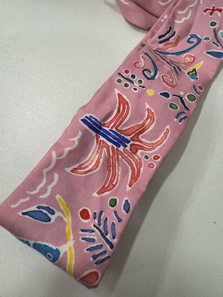 Pink "Isola di Primavera" Silk Twilly