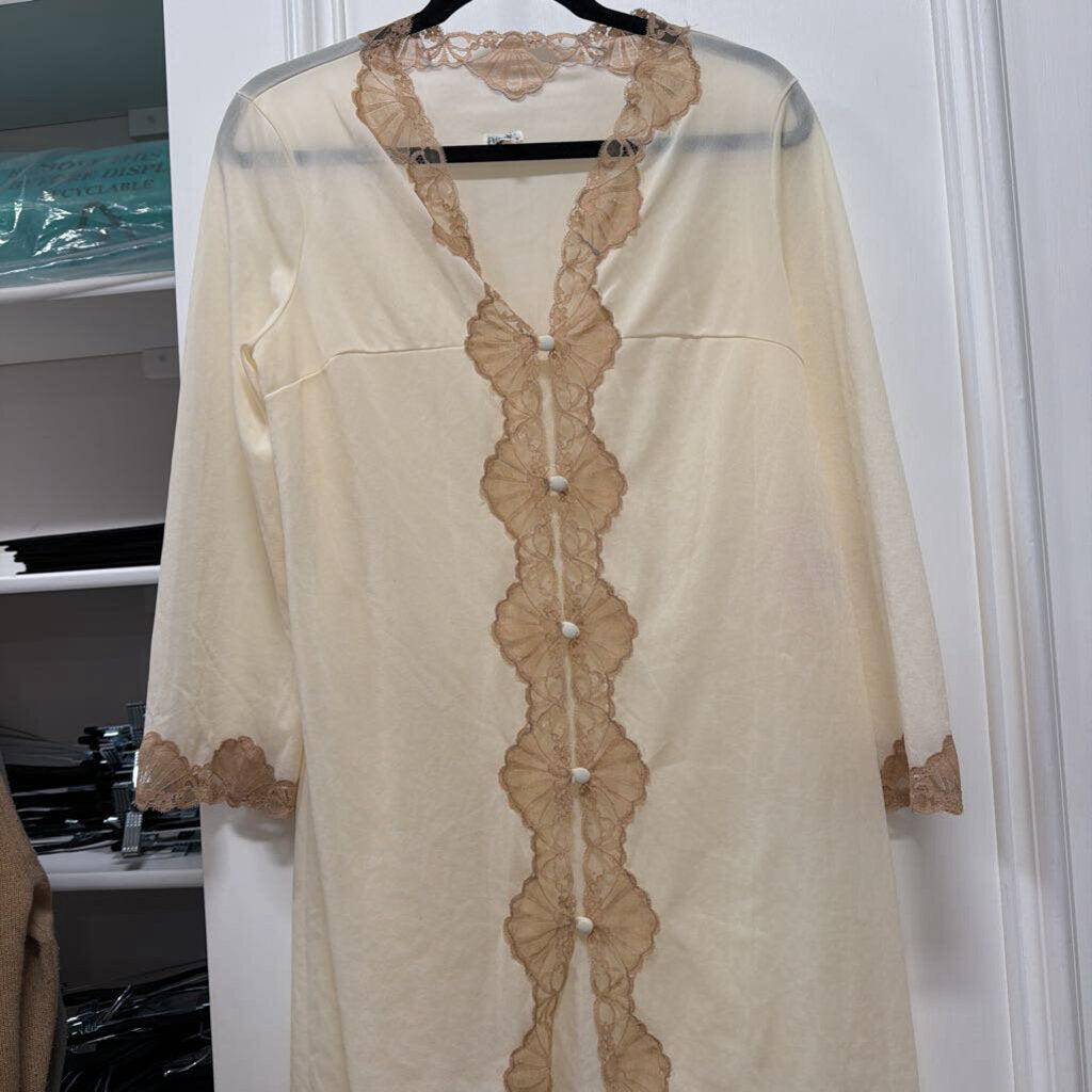 1960s-1970s Cream Lace-Trim Nightgown (minor discoloration)