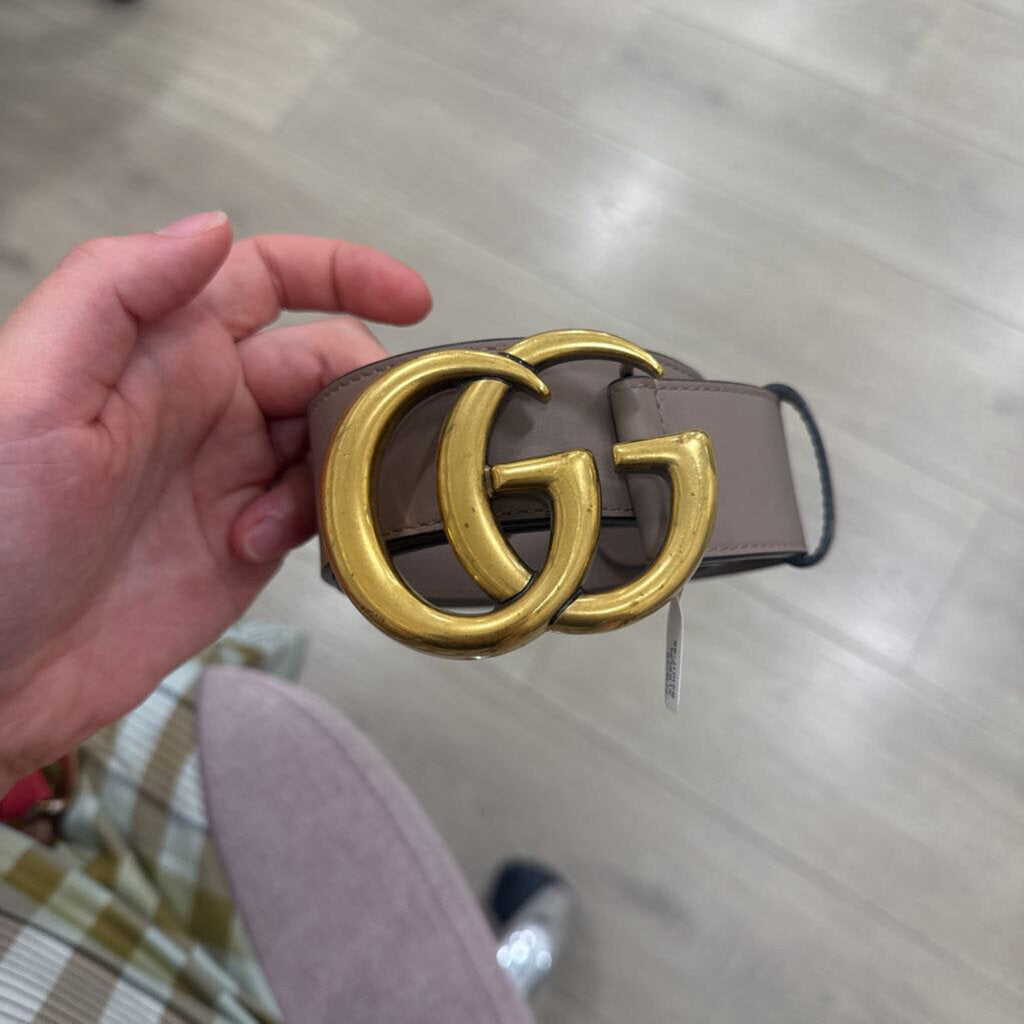 Gucci Light Brown Leather Gold GG Belt, 90