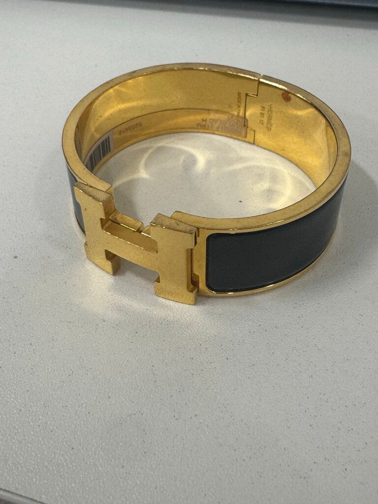Gold Tone Black Enamel Clic H Bracelet