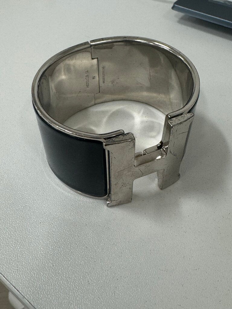 Silver Tone Black Enamel Extra Wide Clic H Bracelet (as is)