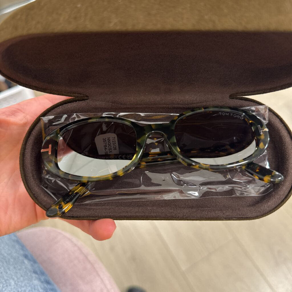 Tortoise Iggy Oval Frame Sunglasses (R. 285)