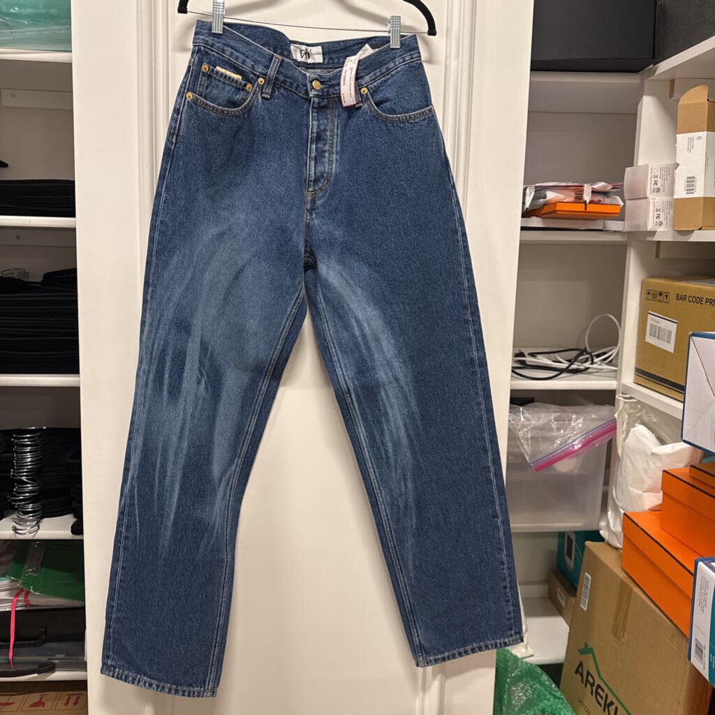 White Pleated Jean