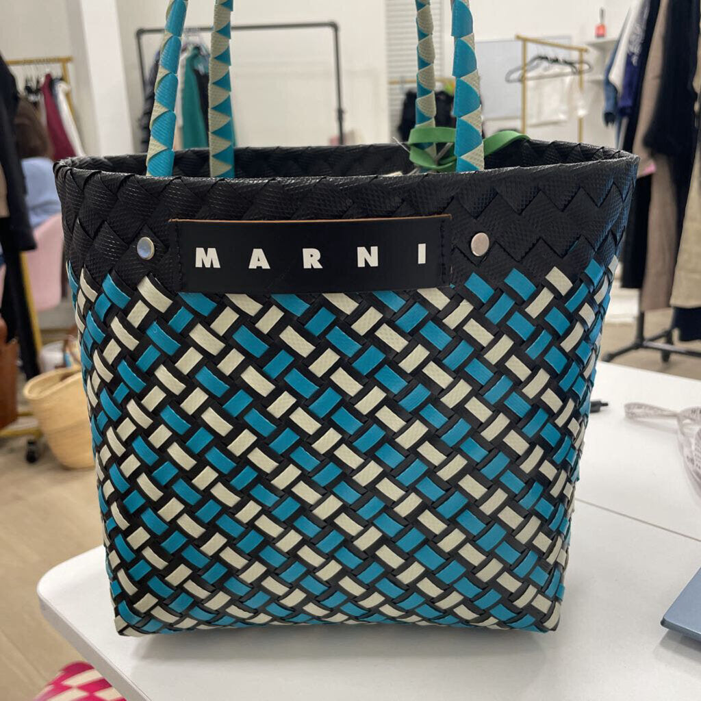 Woven Tote Bag (est 220)