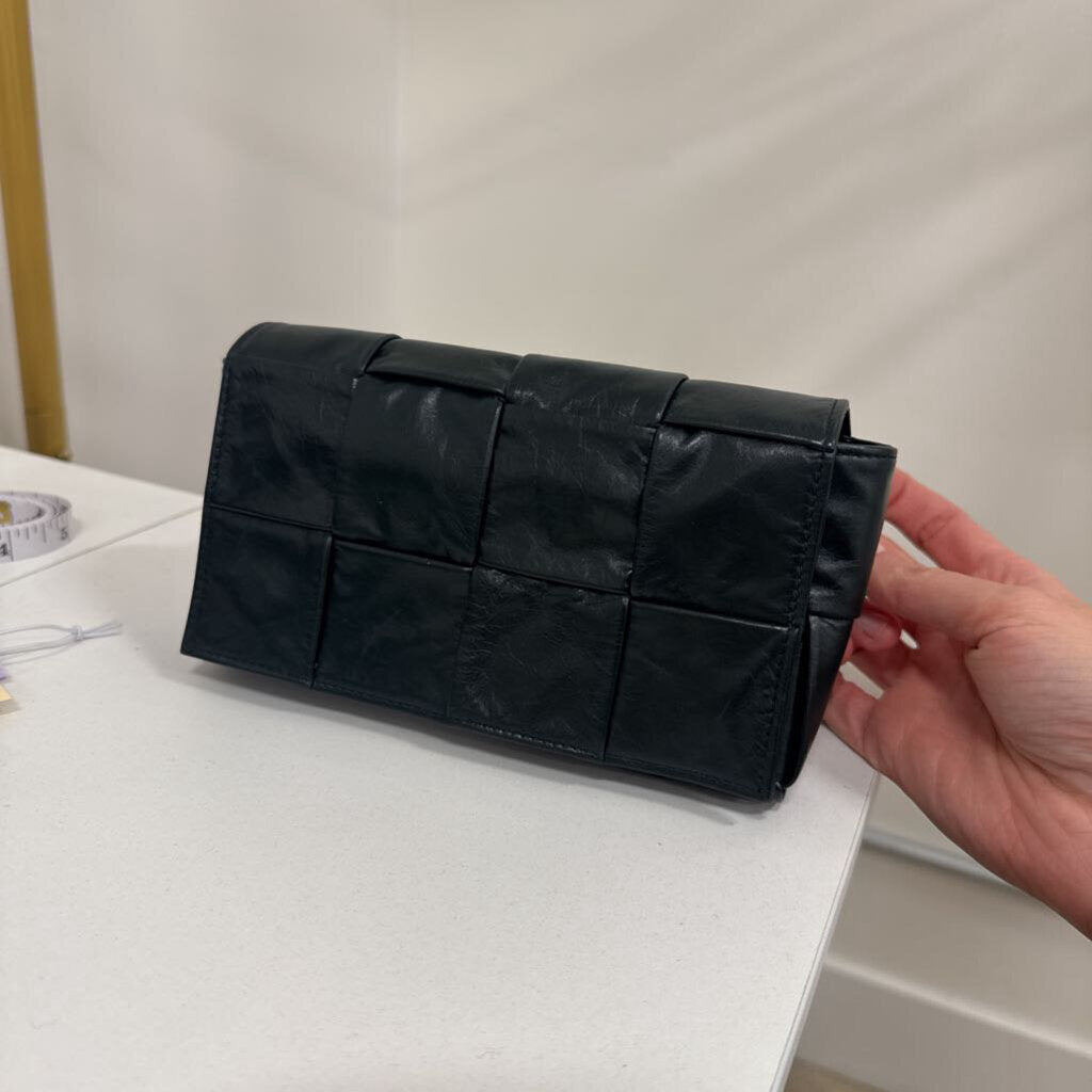 Green Paper Calfskin Intrecciato Cassette Bag