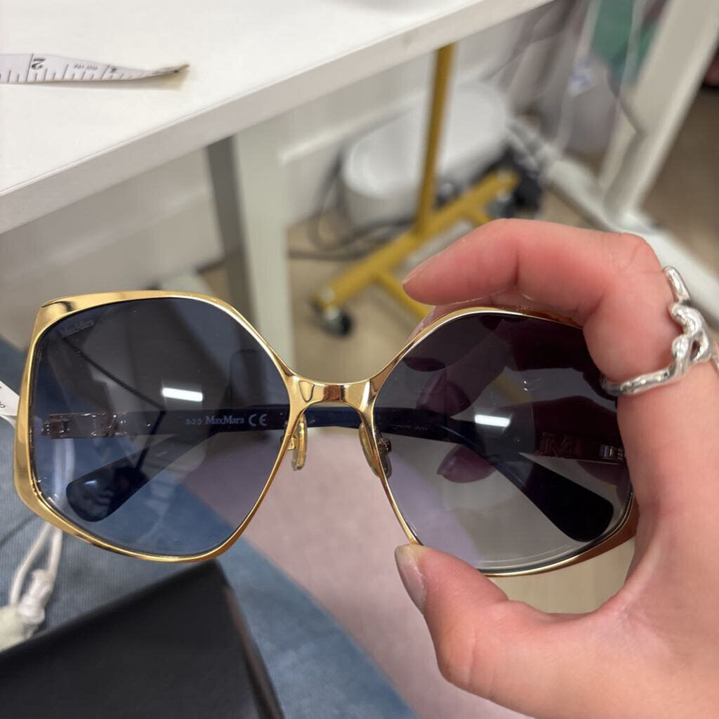 Blue/Gold Oversized Sunglasses (case)
