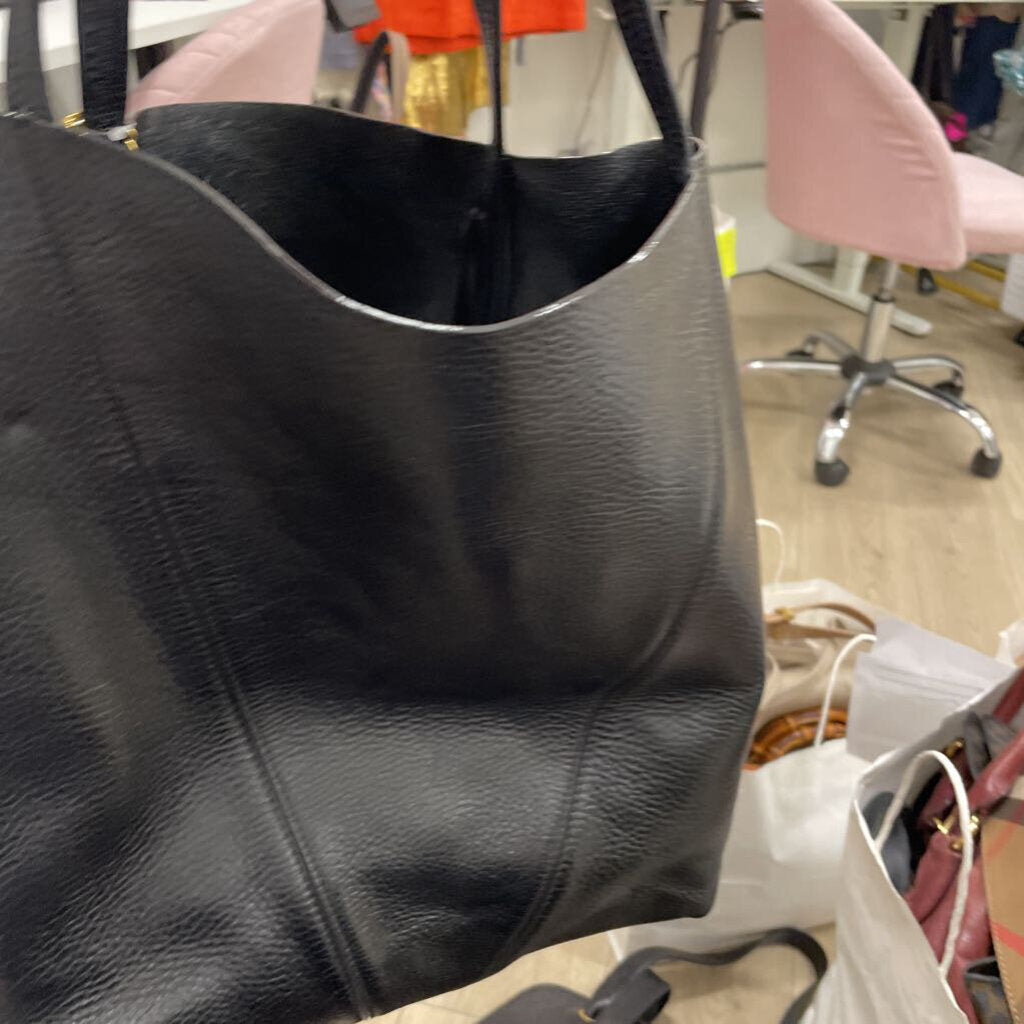Black Leather Large Tote (NWT 2190)