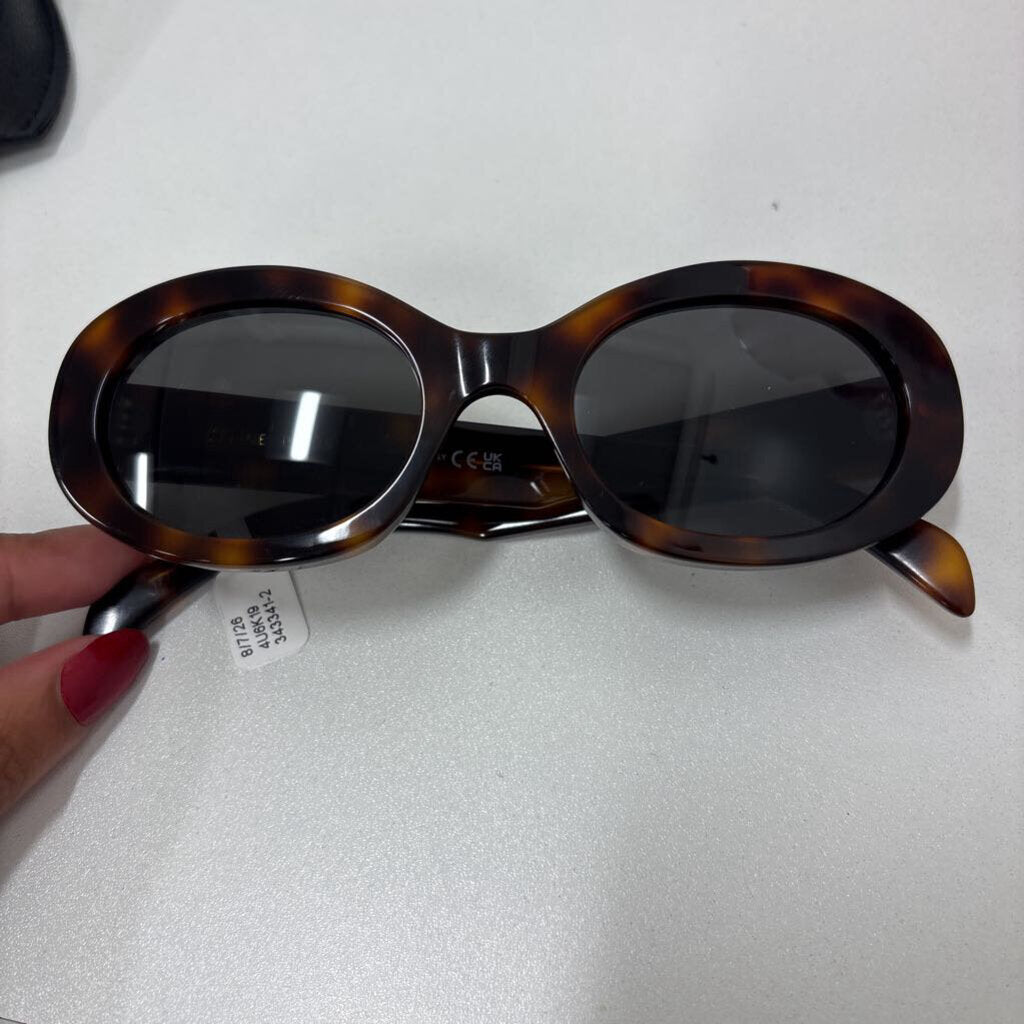 Tortoise Shell Oval Frame Sunglasses