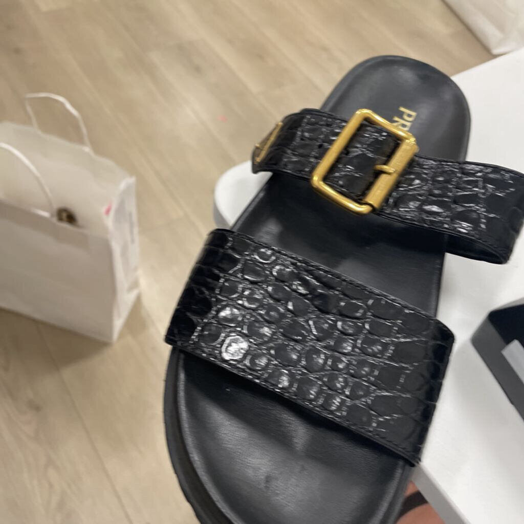 Black Embossed Sandals (NEW)