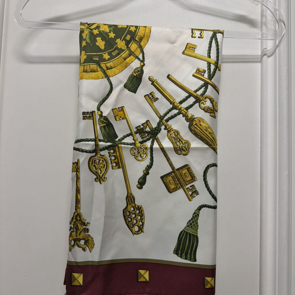 White/Maroon "Les Cles" Silk Scarf, 90 (discoloration)