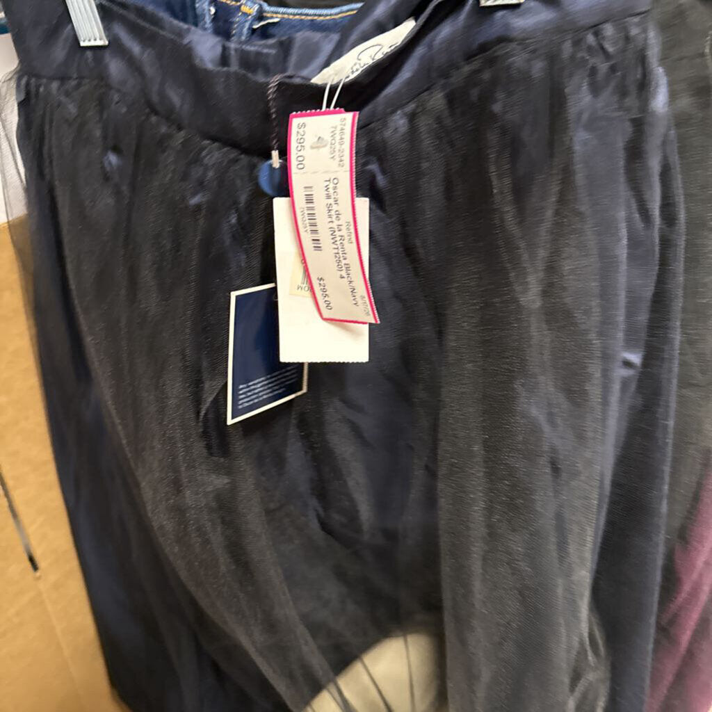 Black/Navy Twill Skirt (NWT1250)