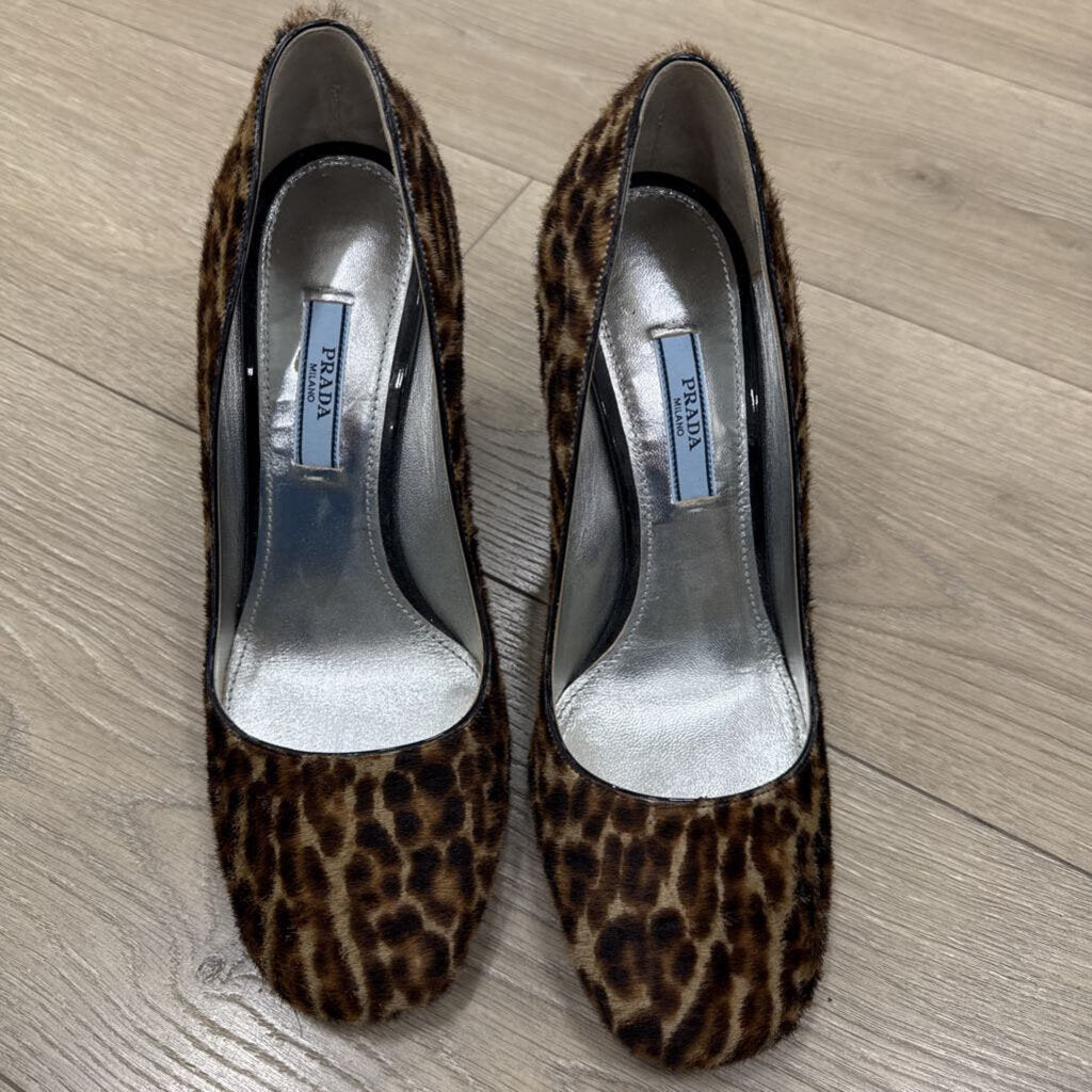 Animal Ponyhair Pump