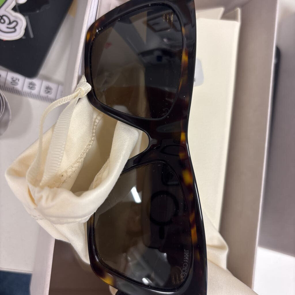 Brown Tortoise Cat-Eye Sunglasses (CAse)