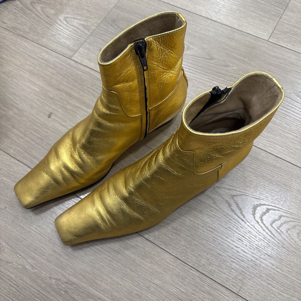 Khaite Gold Leather Ankle Boots