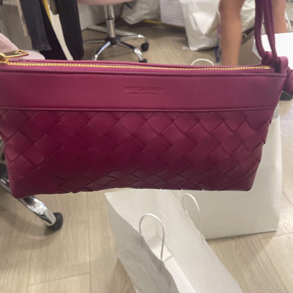 Magenta Andiamo Double Pouch (est 2400)