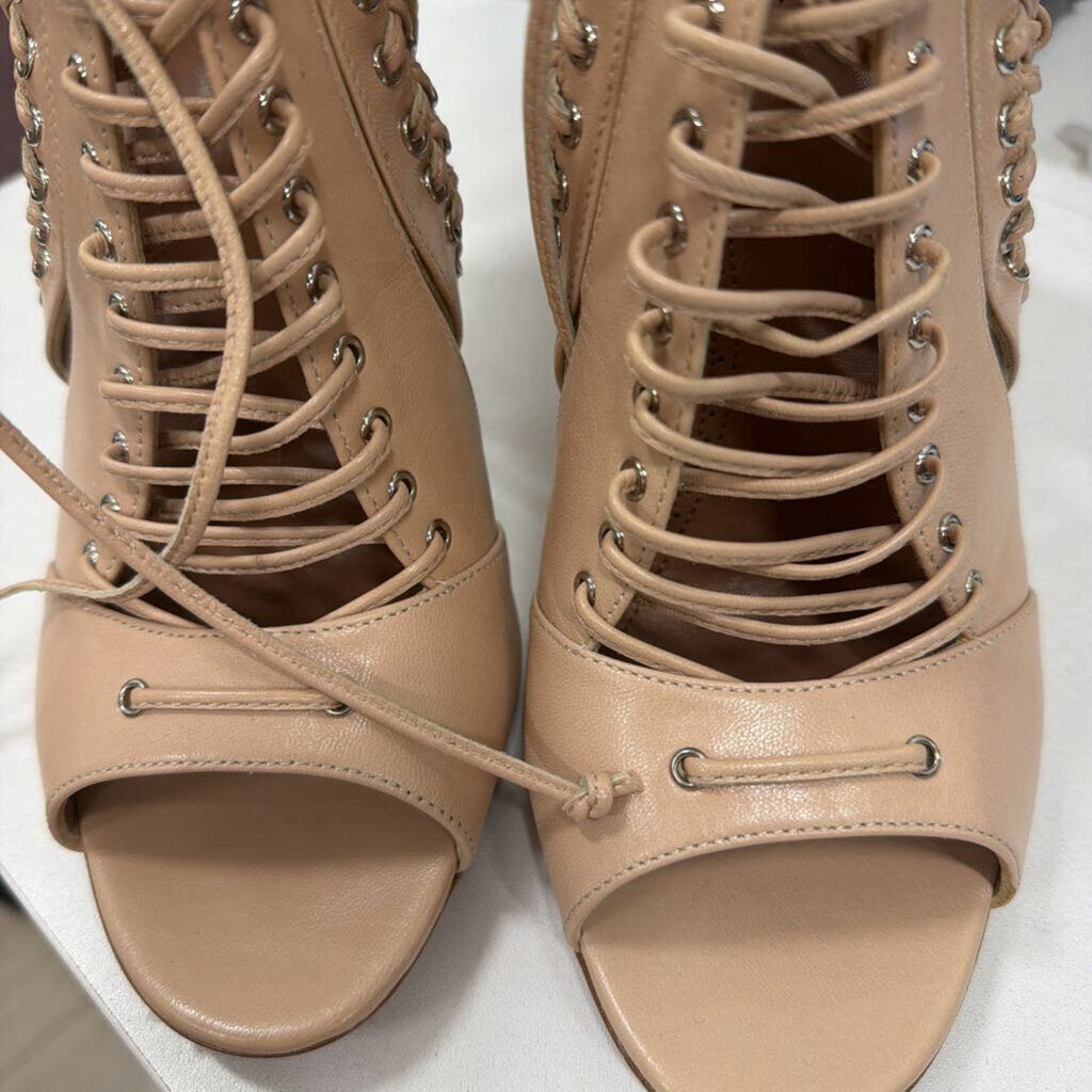 Nude Leather Gladiator Heel, 40.5