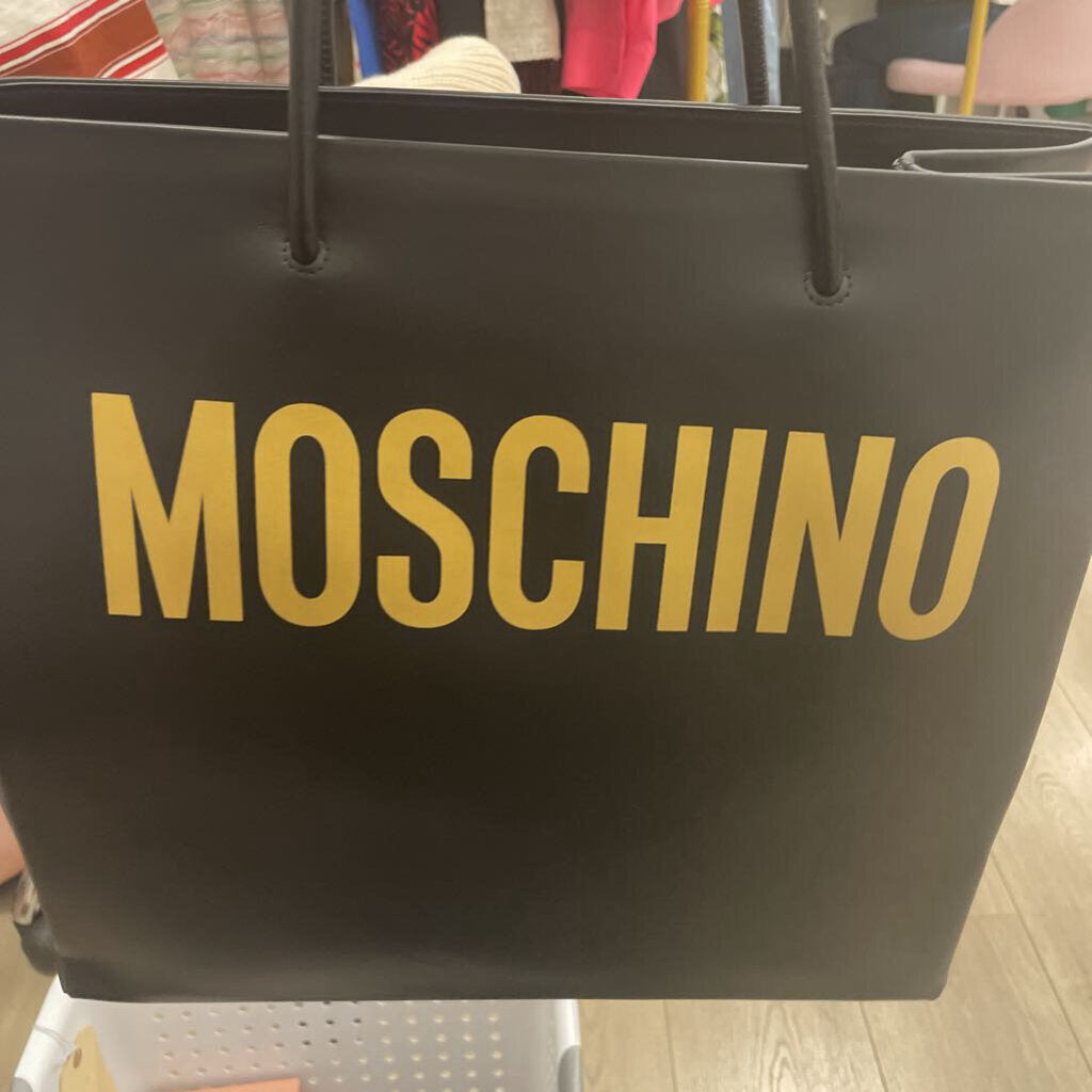Black Logo Leather Top Handle(est 1300)