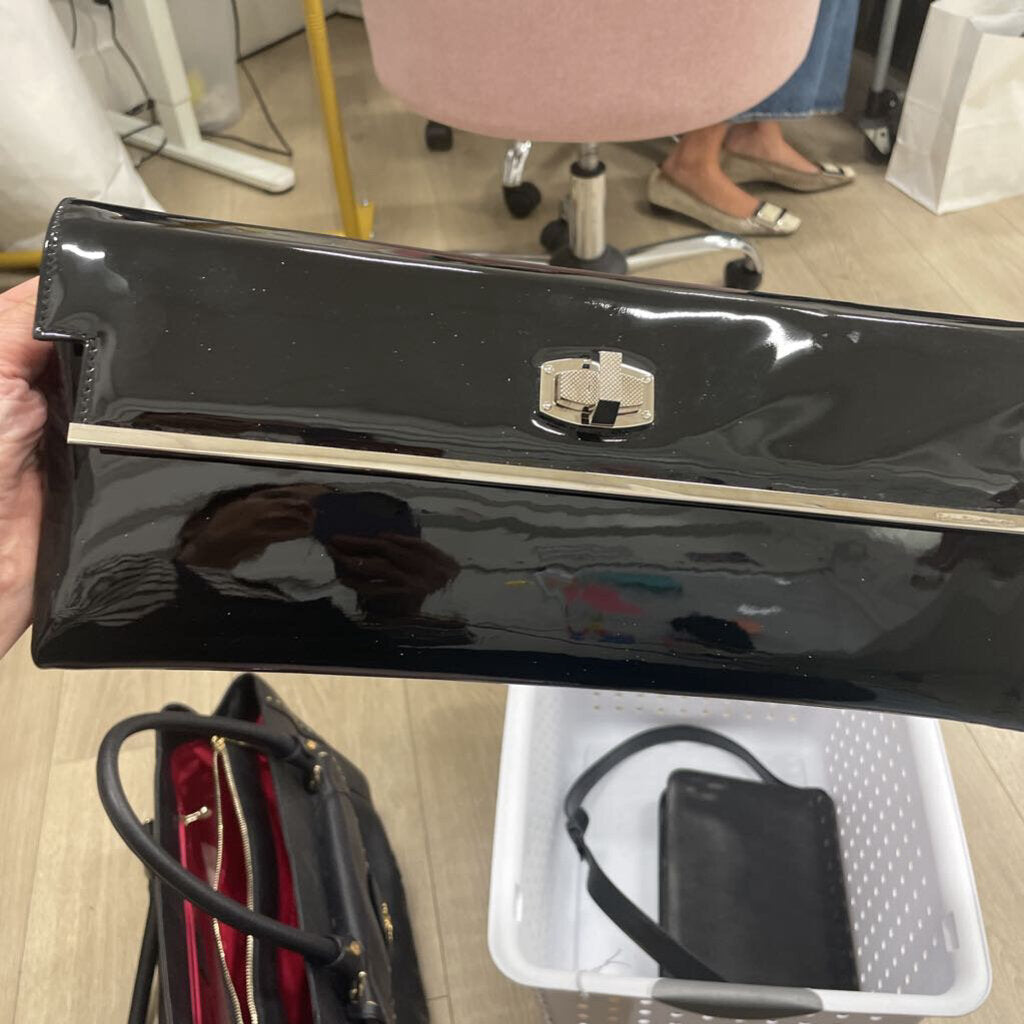 Black Patent Vintage Clutch (945)