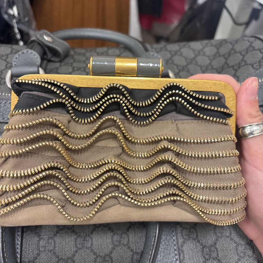 2008 Vintage Zipper Clutch