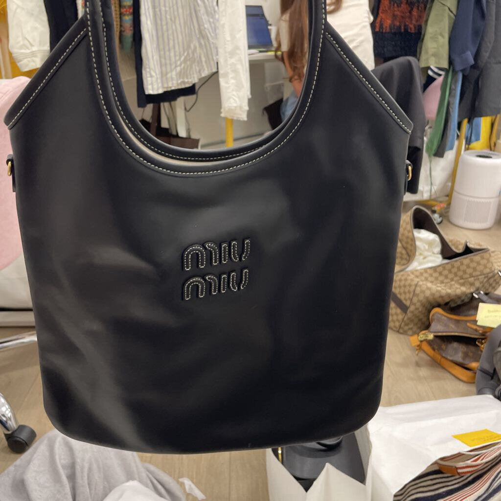 Black Ivy Leather Bag (2390)