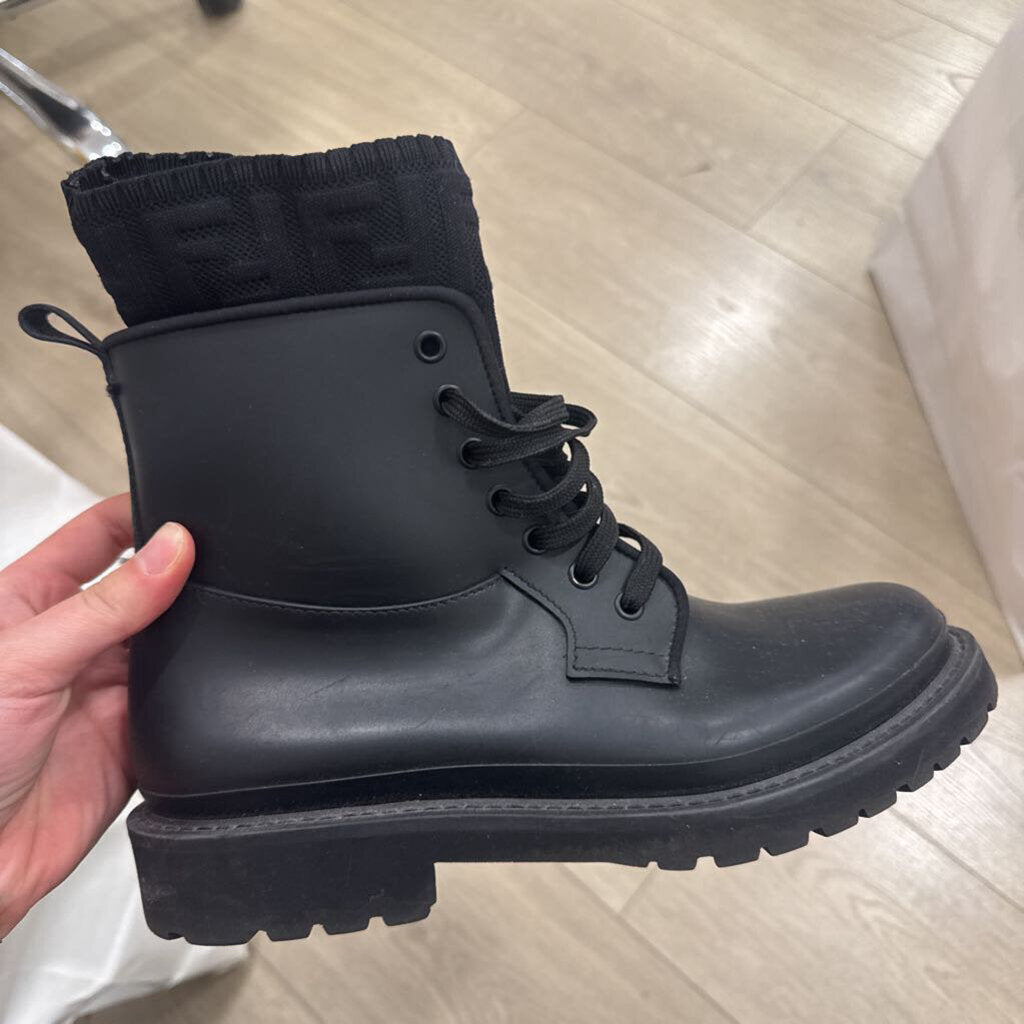Black Rubber Combat Rain Boot