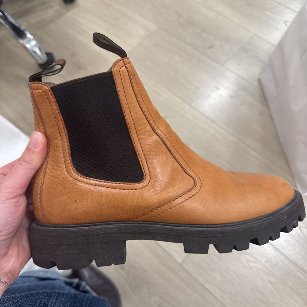 Brown Leather Chelsea Boots